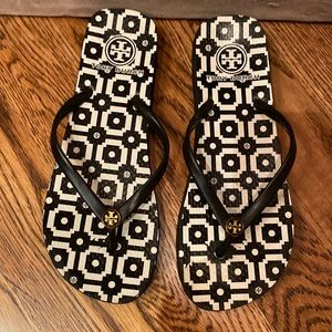 Tory Burch Flip Flops SZ 7